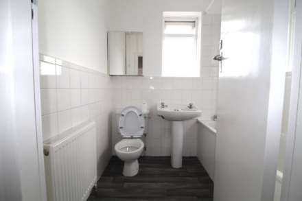 Byron Parade,  Uxbridge Road, Hillingdon, Image 3