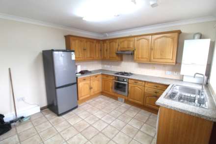 Regent Avenue, Uxbridge, Image 2
