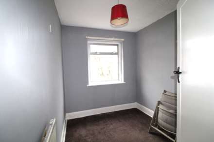 Spring Grove Crescent, Hounslow, Image 9