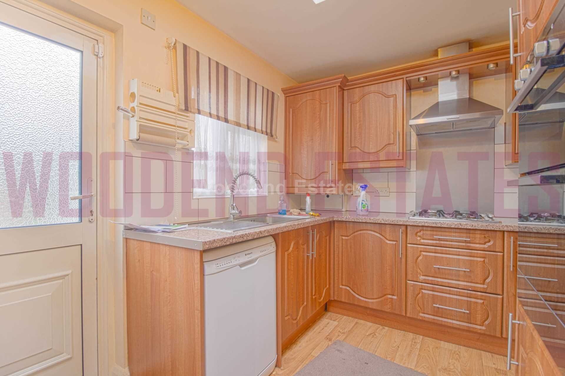 Wood End, Hayes, Image 7