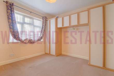 Wood End, Hayes, Image 12