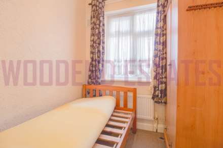 Wood End, Hayes, Image 13