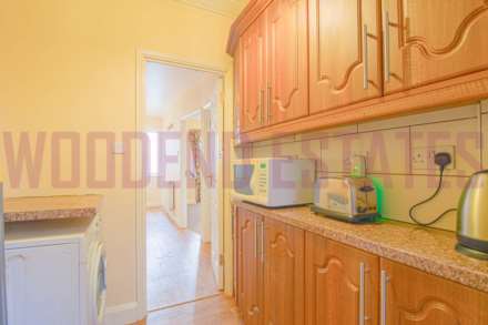 Wood End, Hayes, Image 9