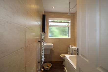 Fulham Close, Uxbridge, Image 5