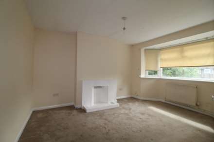 Fulham Close, Uxbridge, Image 8