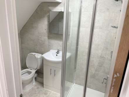 Lady Margaret Road, Southall, Image 4