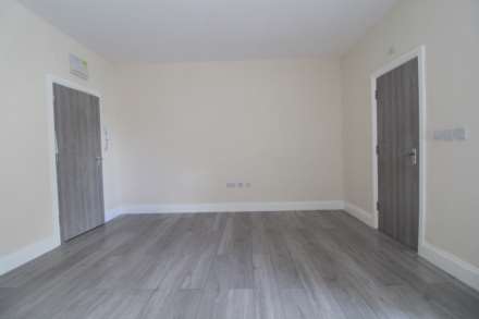 Lady Margaret Road, Southall, Image 3