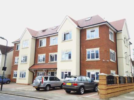 2 Bedroom Flat, Osterley Lodge, Osterley Park Road, Southall