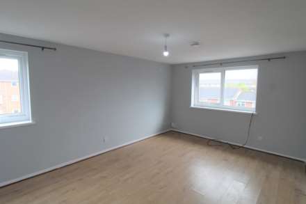 Evergreen Road, Hayes, Image 4