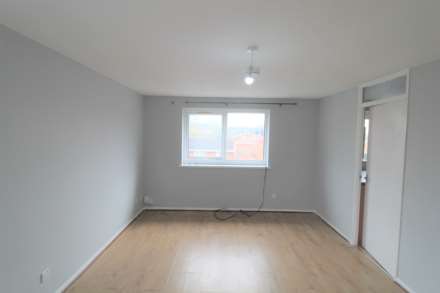 Evergreen Road, Hayes, Image 5