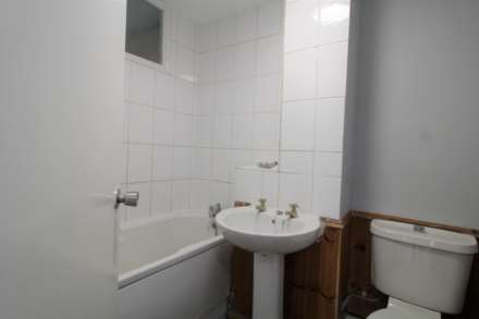 Evergreen Road, Hayes, Image 9