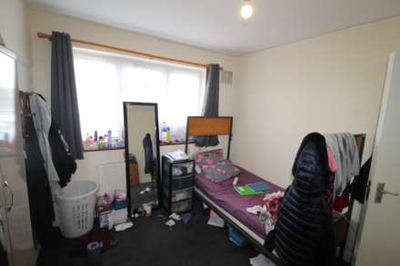 Shakespeare Avenue, Hayes, Image 6