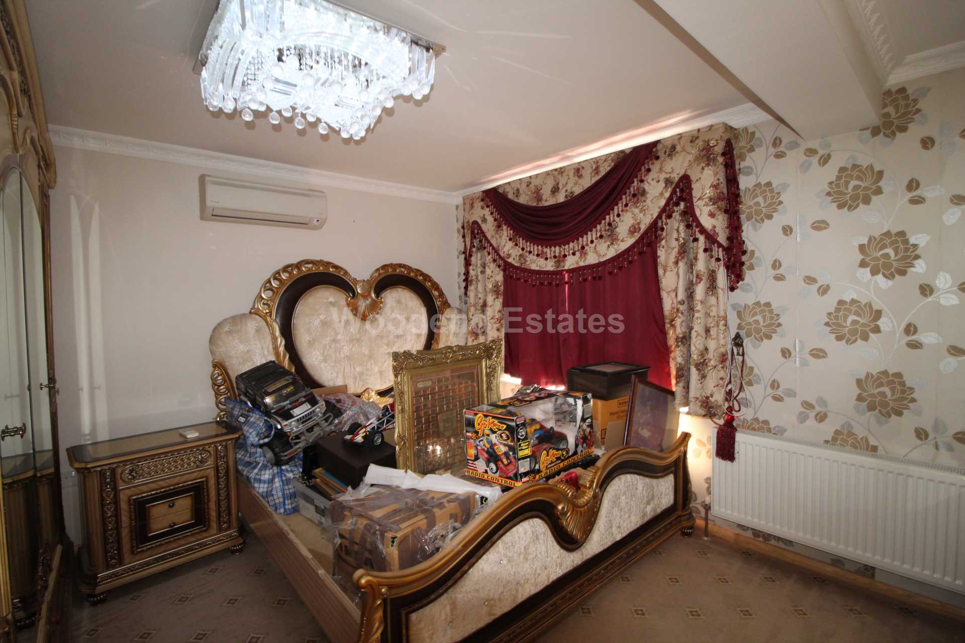 Long Lane, Uxbridge, Image 16