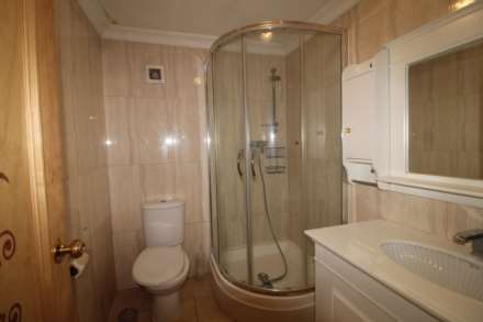 Long Lane, Uxbridge, Image 6