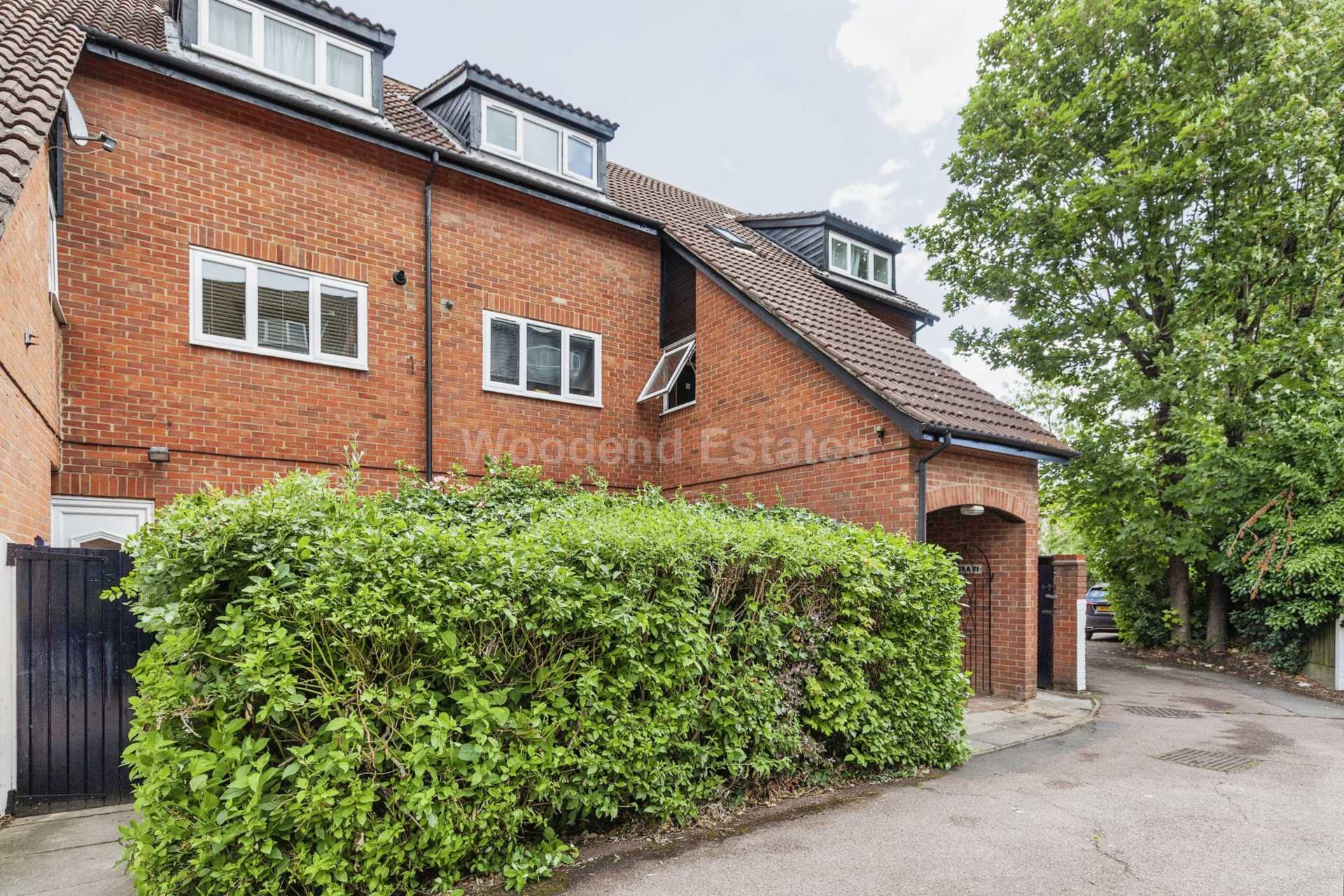 Uxbridge, Image 1