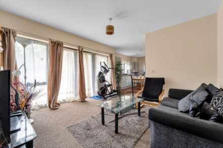 Fowler Way, Uxbridge, Image 9