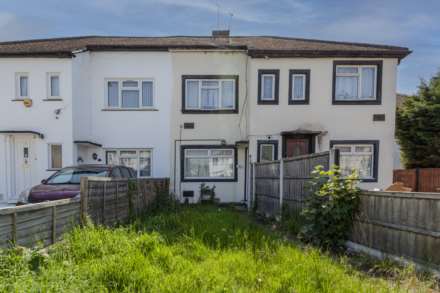 The Crescent Harlington, Hayes, Image 1