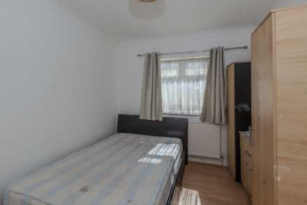 The Crescent Harlington, Hayes, Image 5