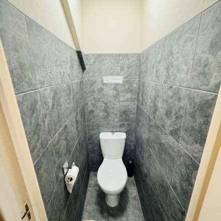Greenford Ave, Hanwell, Image 9