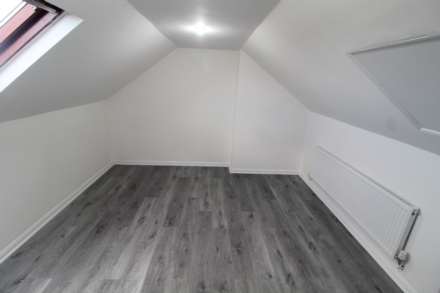 Uxbridge Road, Hayes, Image 3