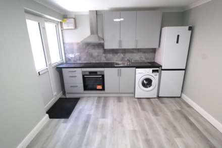 Property For Rent Dawson Close, Hayes