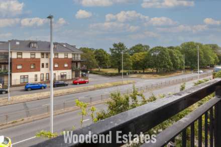 Connaught Heights, Uxbridge, Image 13