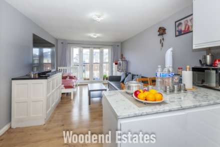 Connaught Heights, Uxbridge, Image 6