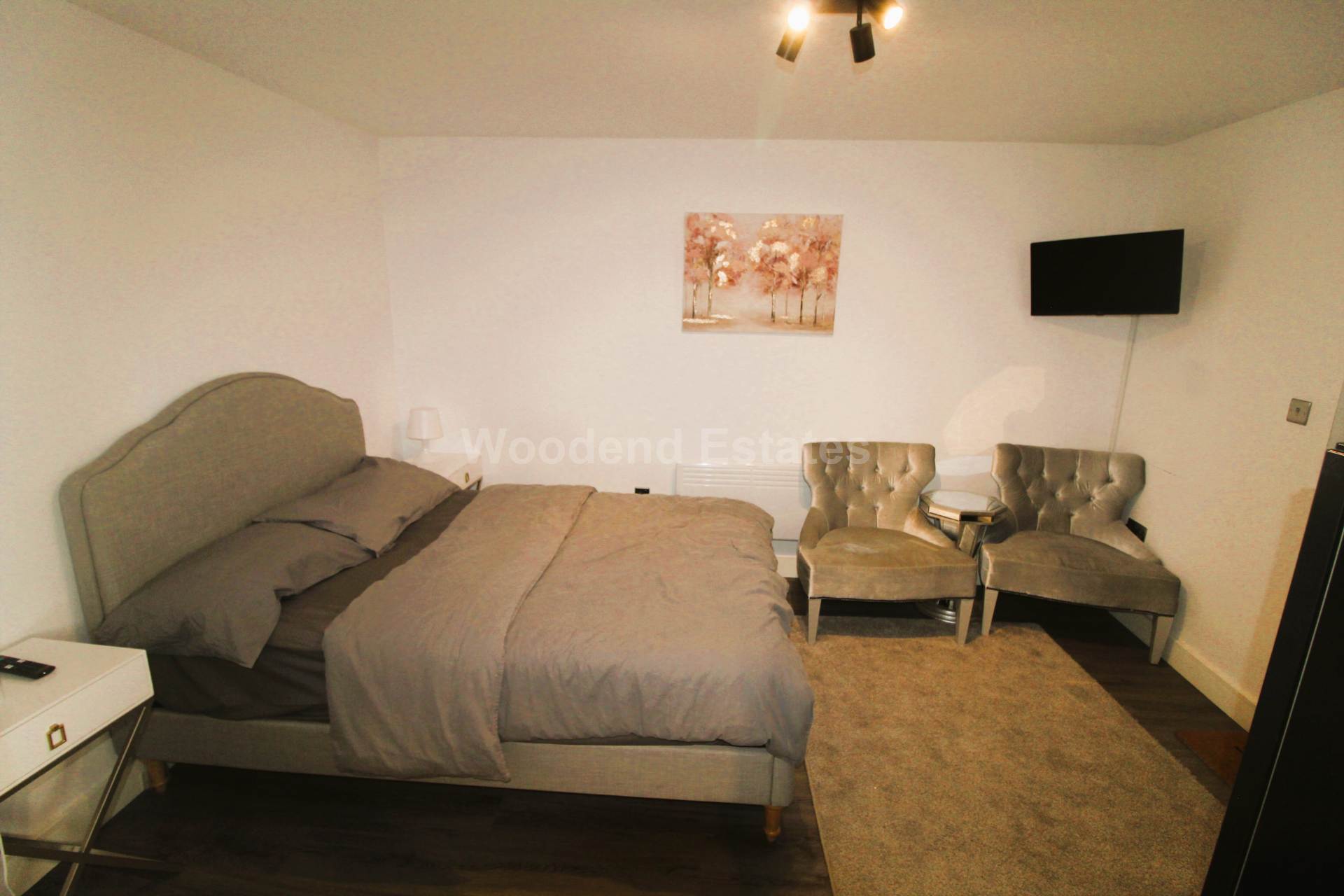 Lady Margaret Road, Southall, Image 3