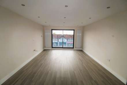 Uxbridge Road, Uxbridge, Image 11