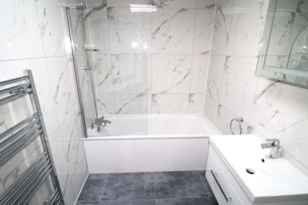 Uxbridge Road, Uxbridge, Image 15