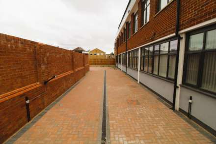Uxbridge Road, Uxbridge, Image 2