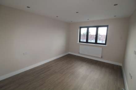 Uxbridge Road, Uxbridge, Image 8