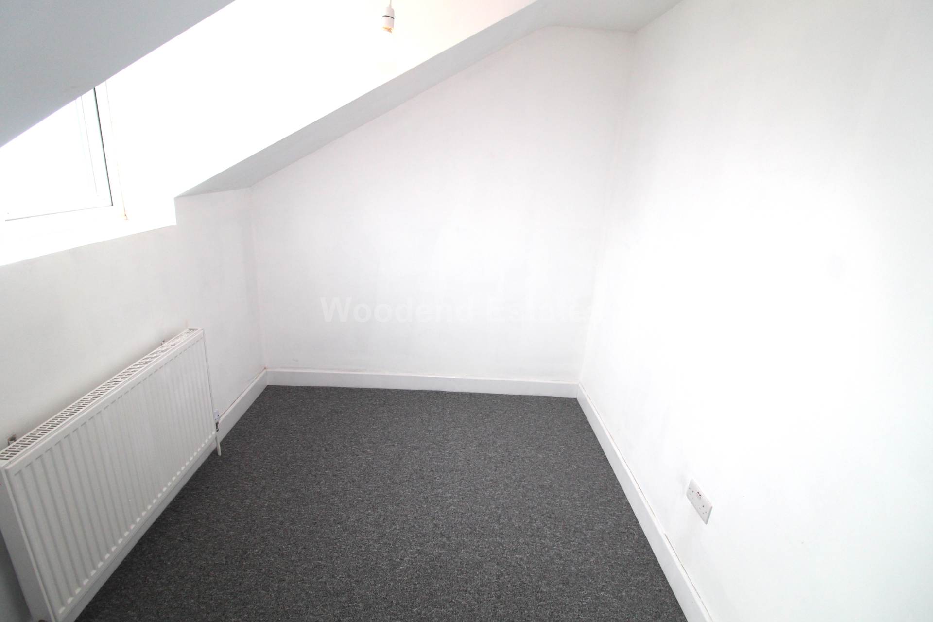 Sharpness Close, Hayes, Image 6
