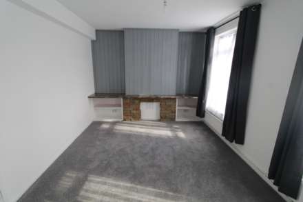 Uxbridge Road, Hayes, Image 3