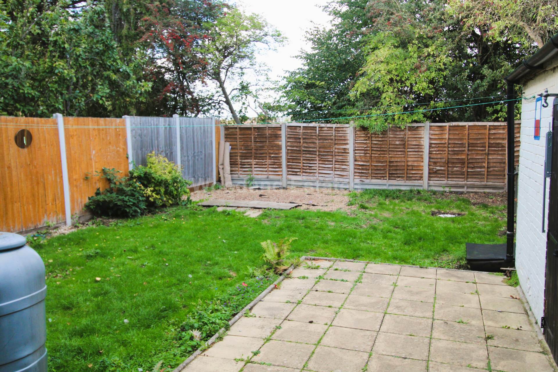 Almond Avenue, West Drayton, Image 3