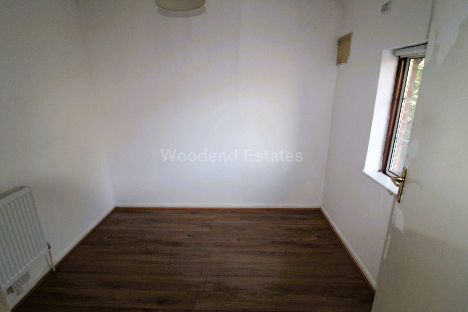 Almond Avenue, West Drayton, Image 8