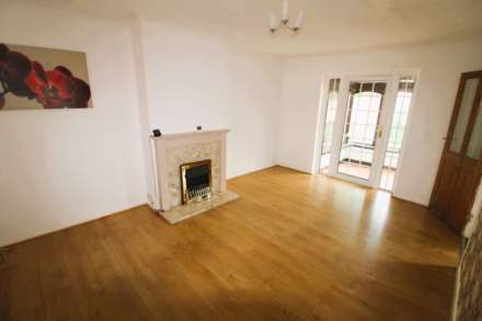 Property For Rent Almond Avenue, West Drayton