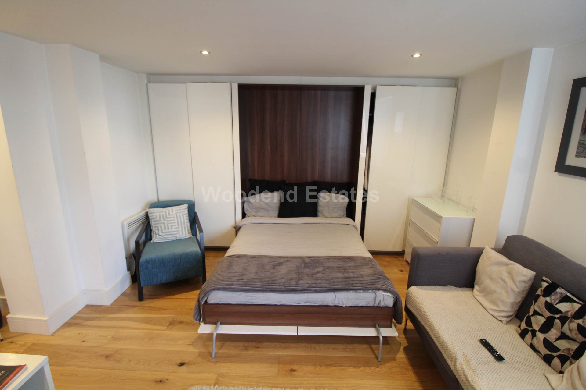 Trident House, Hayes, Image 1