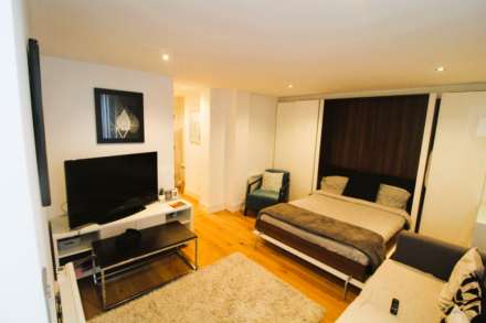 Trident House, Hayes, Image 3