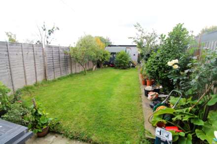 Oldfield Lane South, Greenford, Image 10
