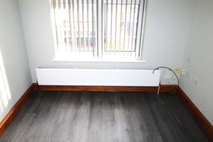 Kingsway, Hayes, Image 5