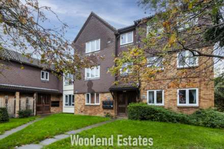 Brendon Close, Harlington, Image 3