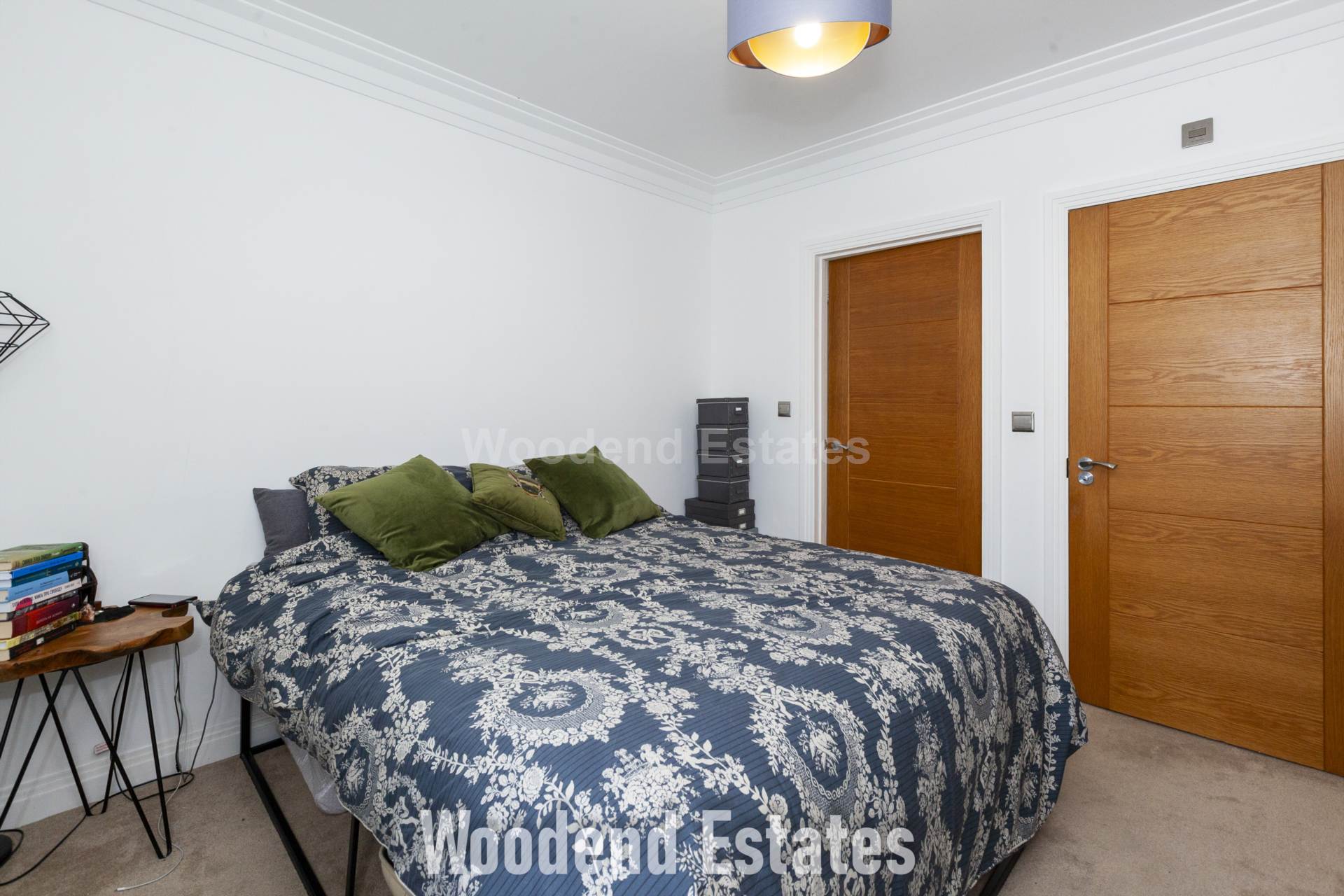 Gunnersbury Lane, London, Image 14