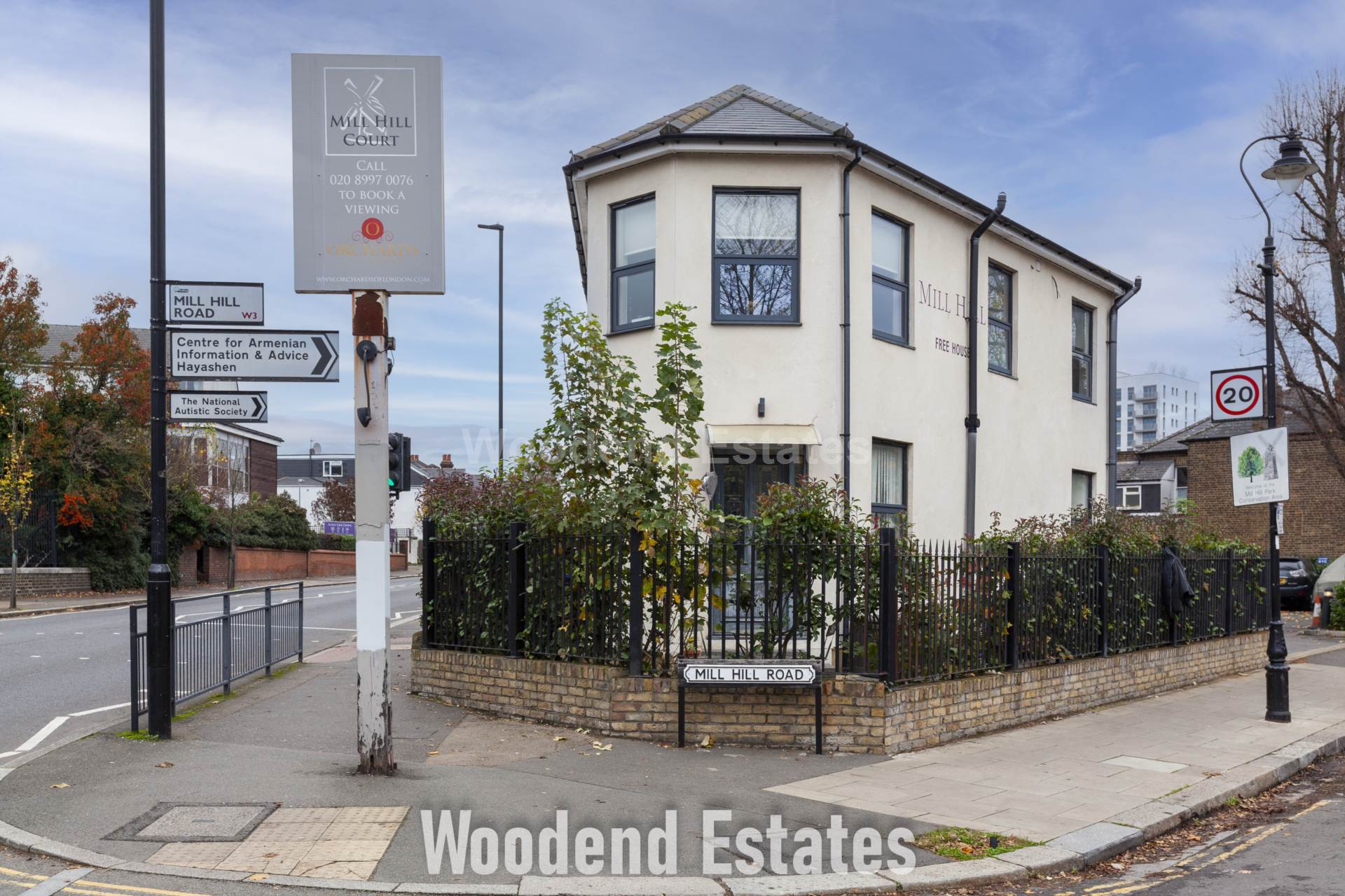 Gunnersbury Lane, London, Image 19