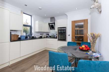 Gunnersbury Lane, London, Image 5