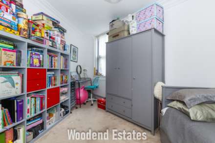 Gunnersbury Lane, London, Image 8