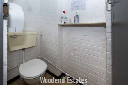 Sutton Court Road, Uxbridge, Image 10