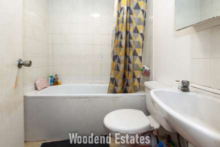 Cranston Close, Hounslow, Image 11