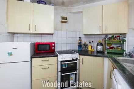 Cranston Close, Hounslow, Image 5