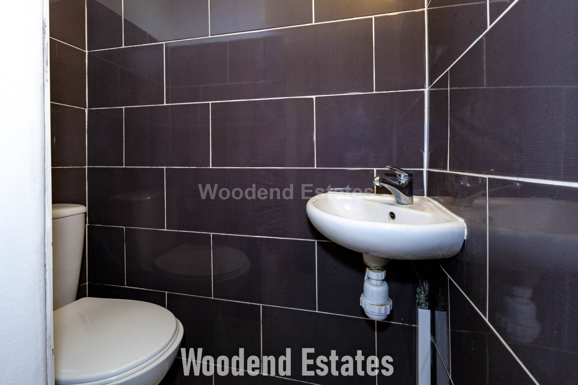 The Crescent, Slough, Image 9